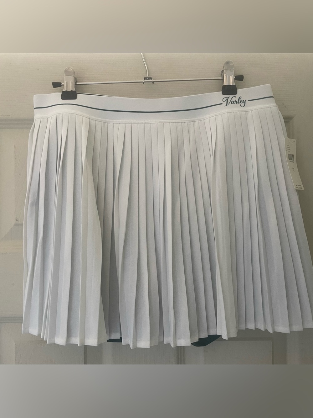 Varley ‘Clemency’ Mid-rise Pleated Skort